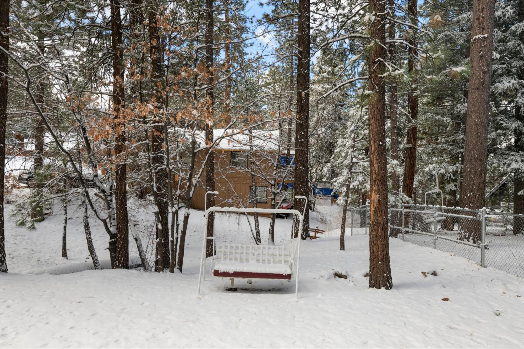 Brown Bear Inn - Cute And Cozy Home In A Beautiful Neighborhood, Close To Downtown Big Bear Big Bear Lake Exterior photo